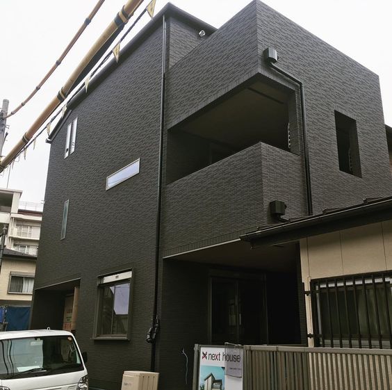 3階建ての外観をおしゃれにするには 東京 神奈川のシンプルモダンな注文住宅外観写真 Nexthouse 自由設計の注文住宅を建てるなら
